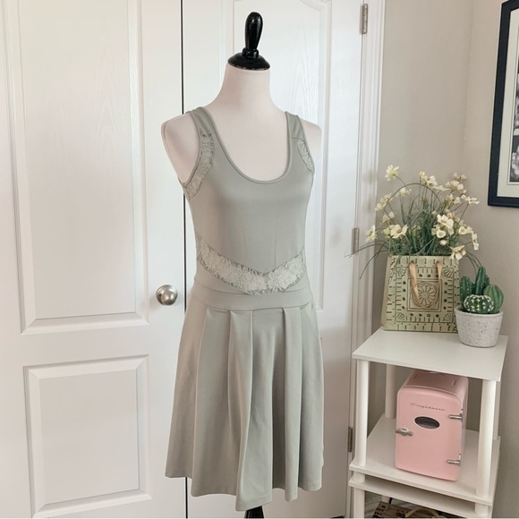 *Minor Flaw* Buffalo David Bitton Lace Pleated Fit & Flare - Picture 3 of 16